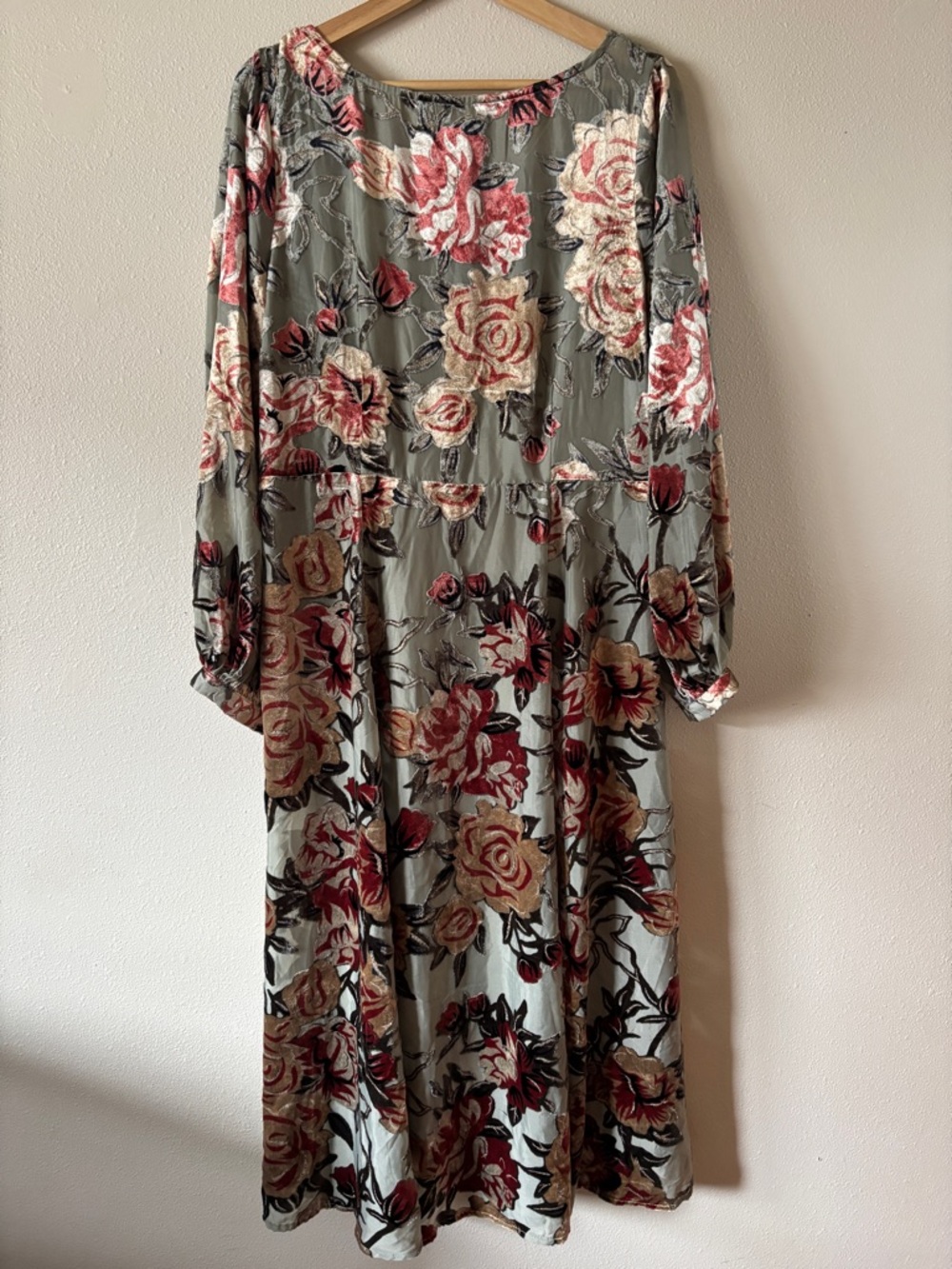Soft Surroundings Burnout Floral Velvet Long Sage Green Elegant Dress Size Large